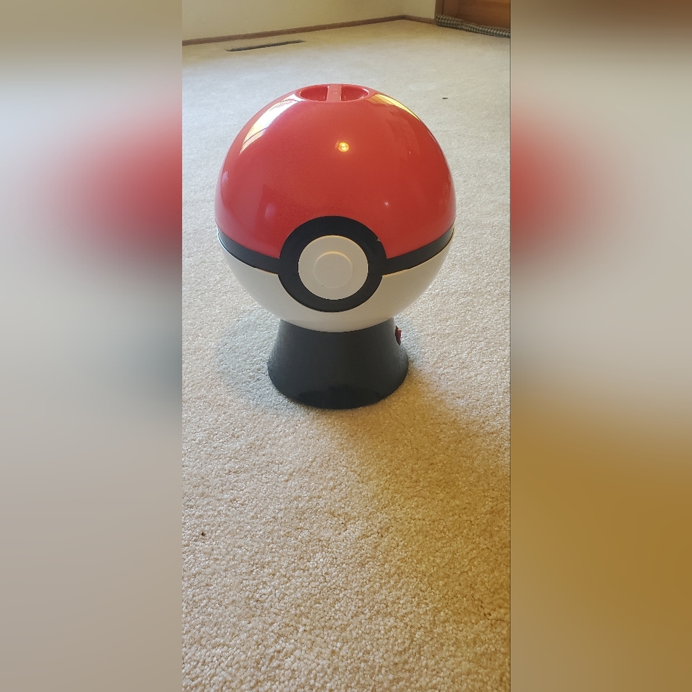 Pokemon Pokeball Air Popcorn Maker